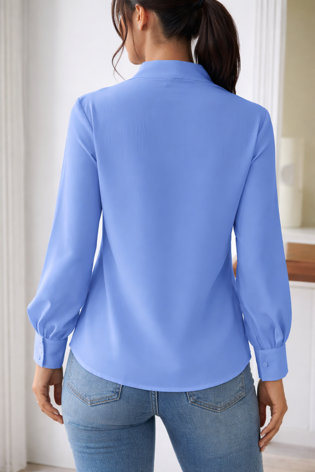 Elegant Long-Sleeve V-Neck Blouse – Light Blue